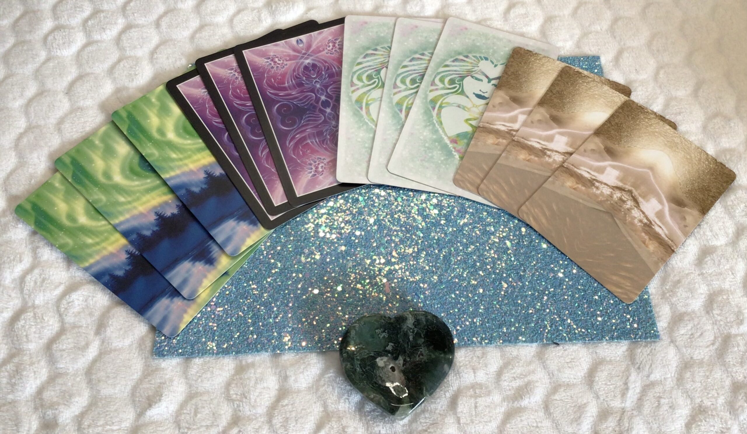 Oracle Cards and Crystals Readings